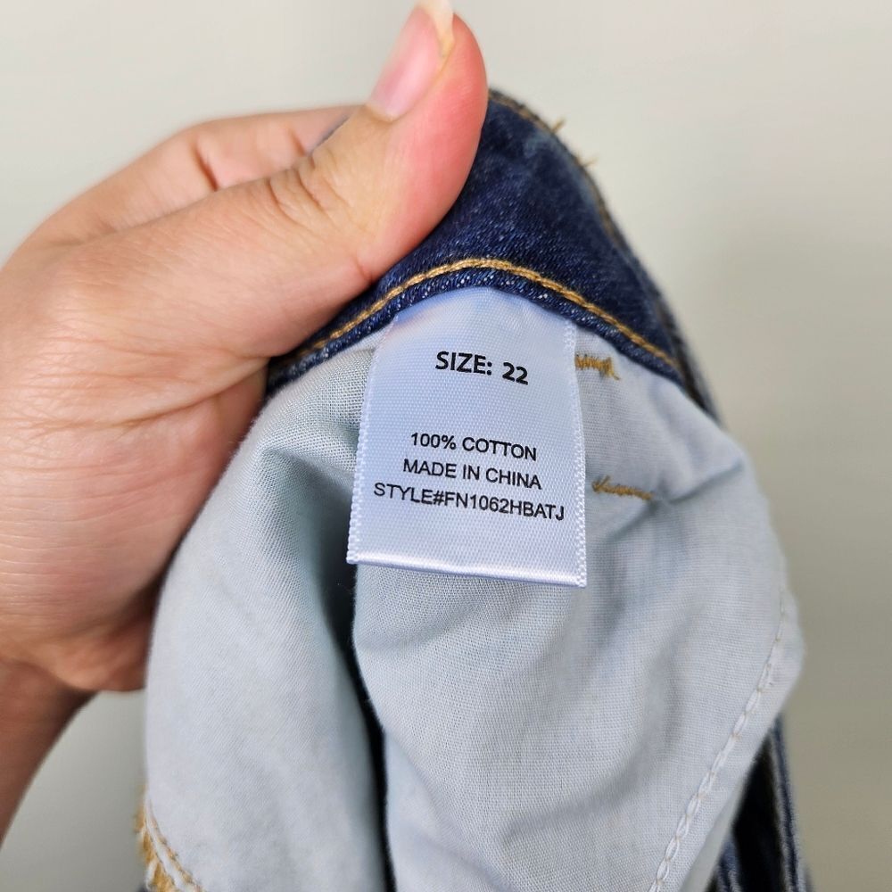 NWT Fashion Nova “Star of the Night” Baggy Jeans – Medium Wash 22 - Picture 14 of 15
